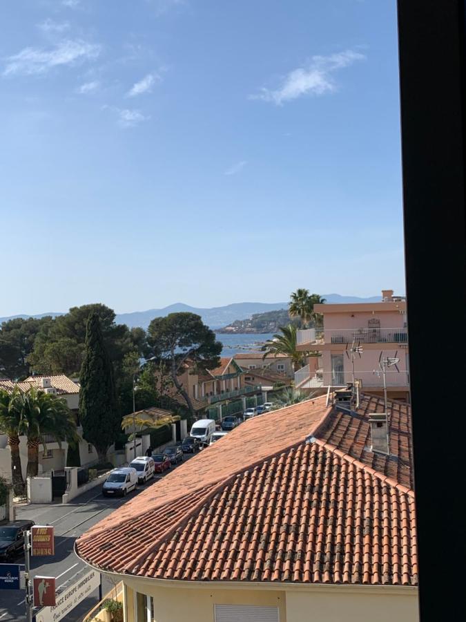 Ferienwohnung Plage A 200 Metres. Vue Mer Et Esterel ! Renove Saint-Raphaël Exterior foto