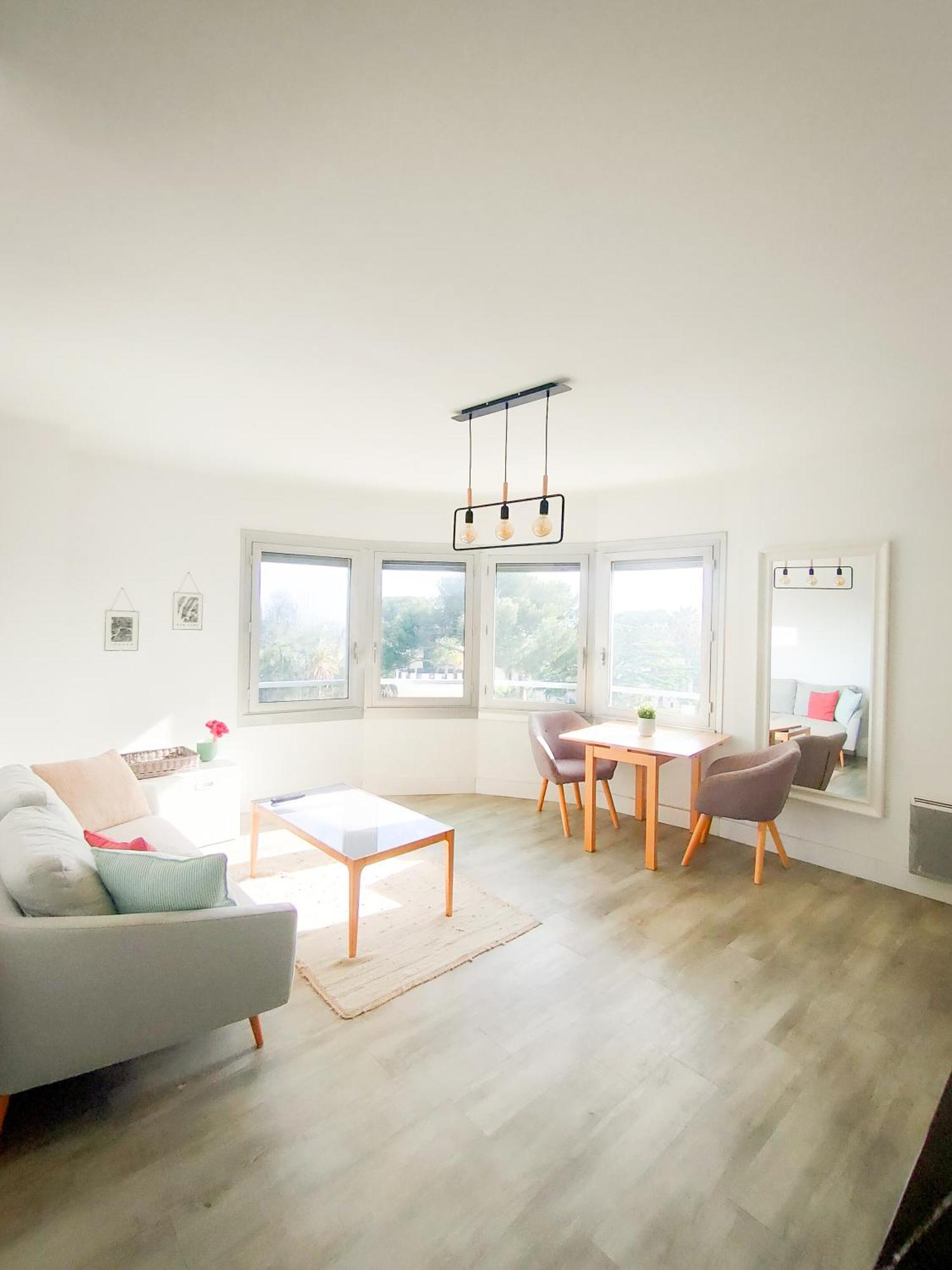 Ferienwohnung Plage A 200 Metres. Vue Mer Et Esterel ! Renove Saint-Raphaël Exterior foto